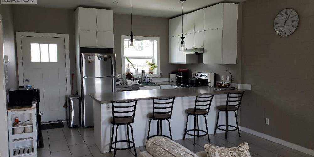 4702 PARK AVENUE Terrace Photo 11 4702 PARK AVENUE Terrace Photo 11